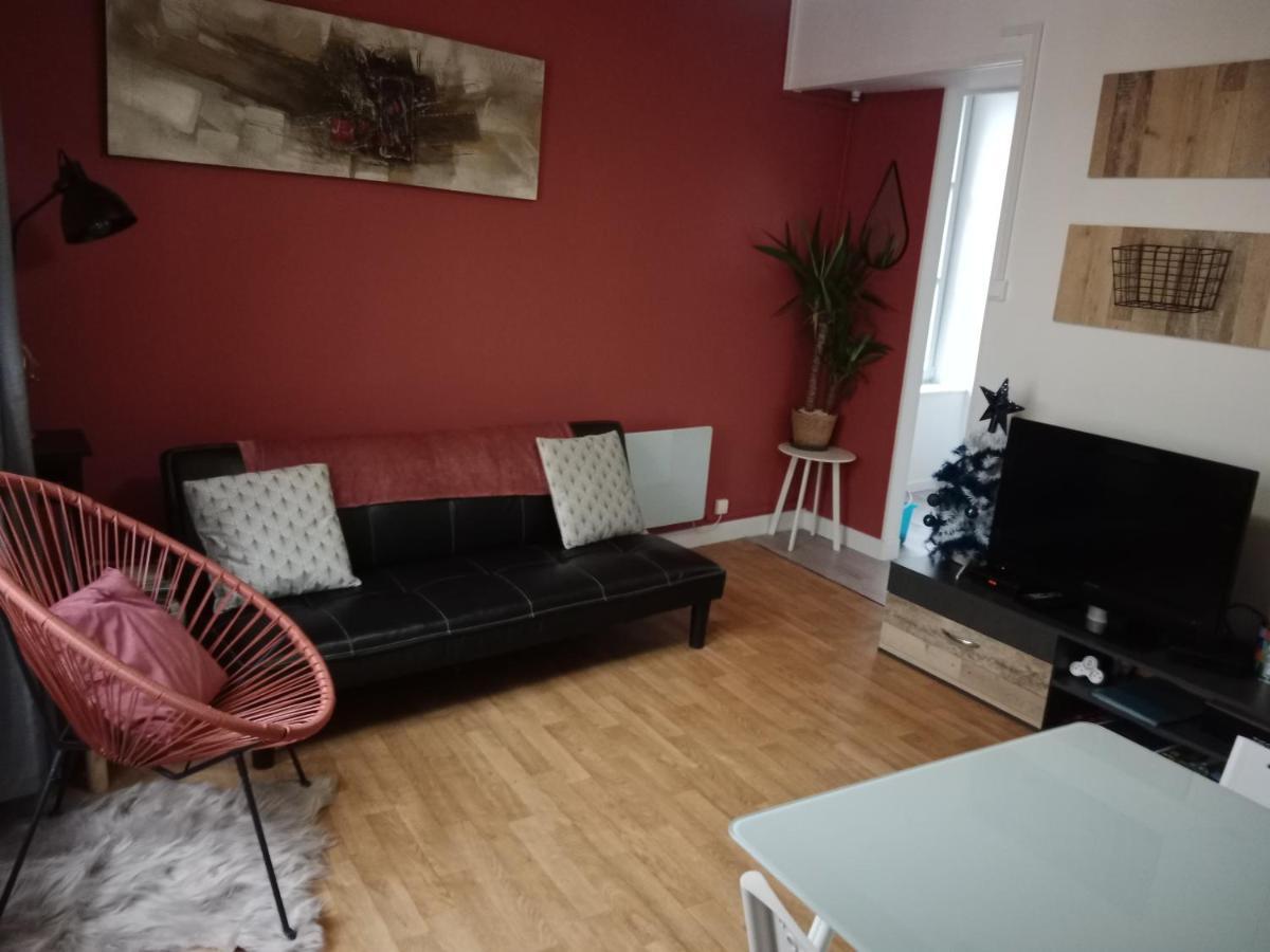 Pounette, Appartement T3 Centre / Thermes Luxeuil Екстер'єр фото