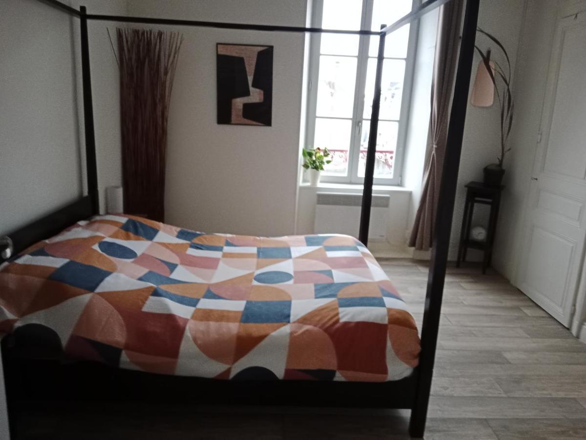 Pounette, Appartement T3 Centre / Thermes Luxeuil Екстер'єр фото