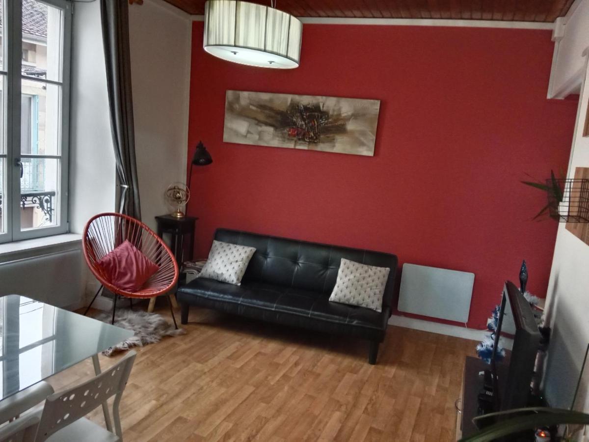 Pounette, Appartement T3 Centre / Thermes Luxeuil Екстер'єр фото